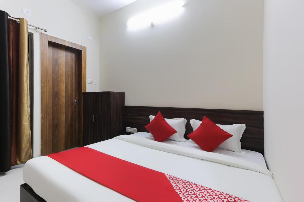 Hotel O La Flora Indaur Kültér fotó
