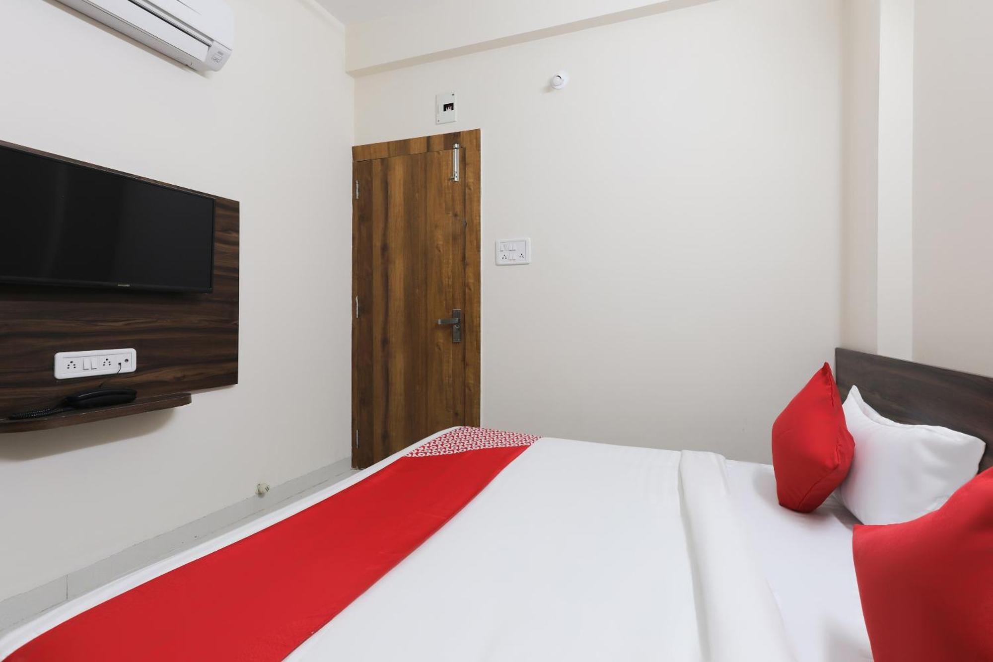 Hotel O La Flora Indaur Kültér fotó